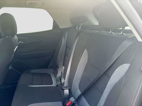 Used 2024 Chevrolet TrailBlazer LT w/ LT Cold Weather Package image 23