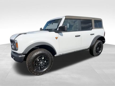 New 2026 Ford Bronco Badlands AWD/4WD image 4