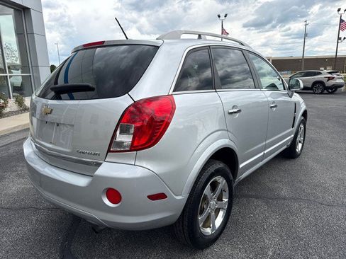 Used 2013 Chevrolet Captiva Sport LT w/ Convenience Package FWD image 3