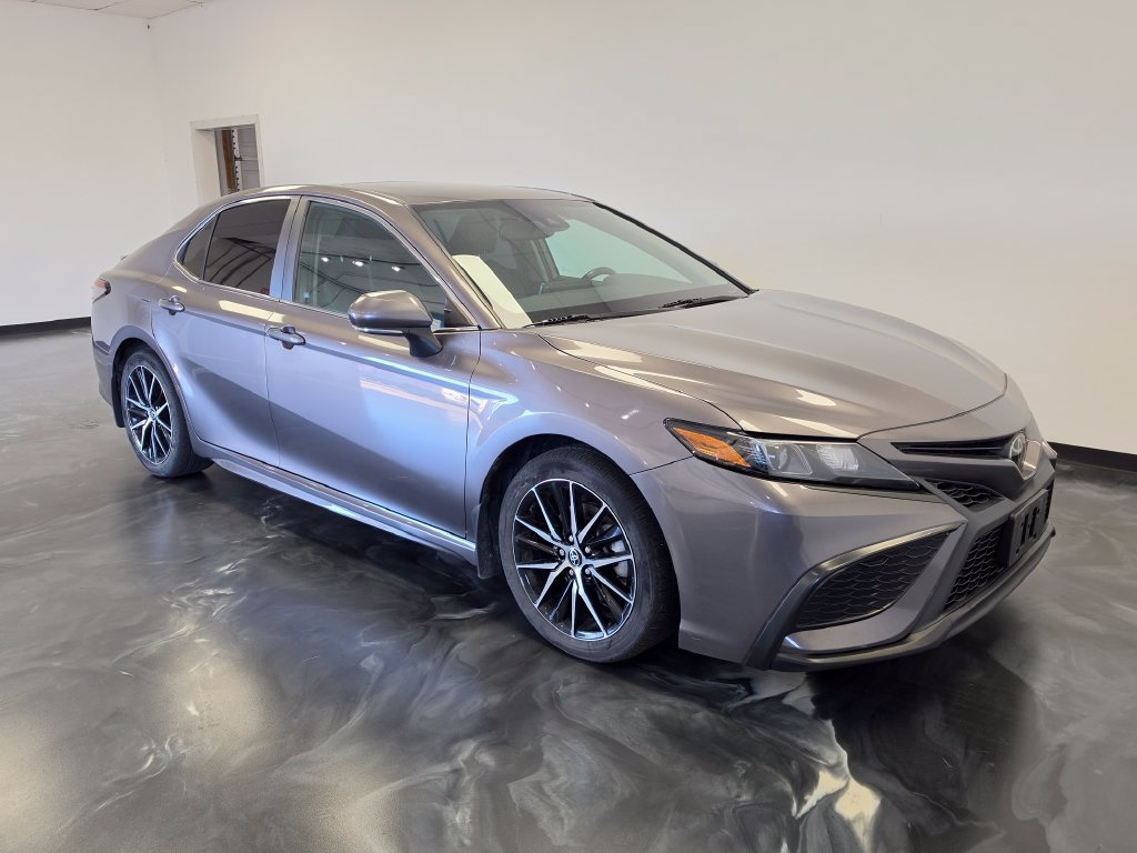 Used 2022 Toyota Camry SE AWD/4WD image 27