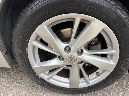 Used 2014 Nissan Altima 2.5 SL w/ Technology Package FWD image 19