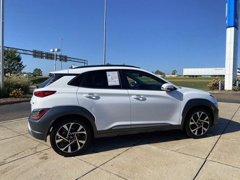 Used 2023 Hyundai Kona Limited image 11