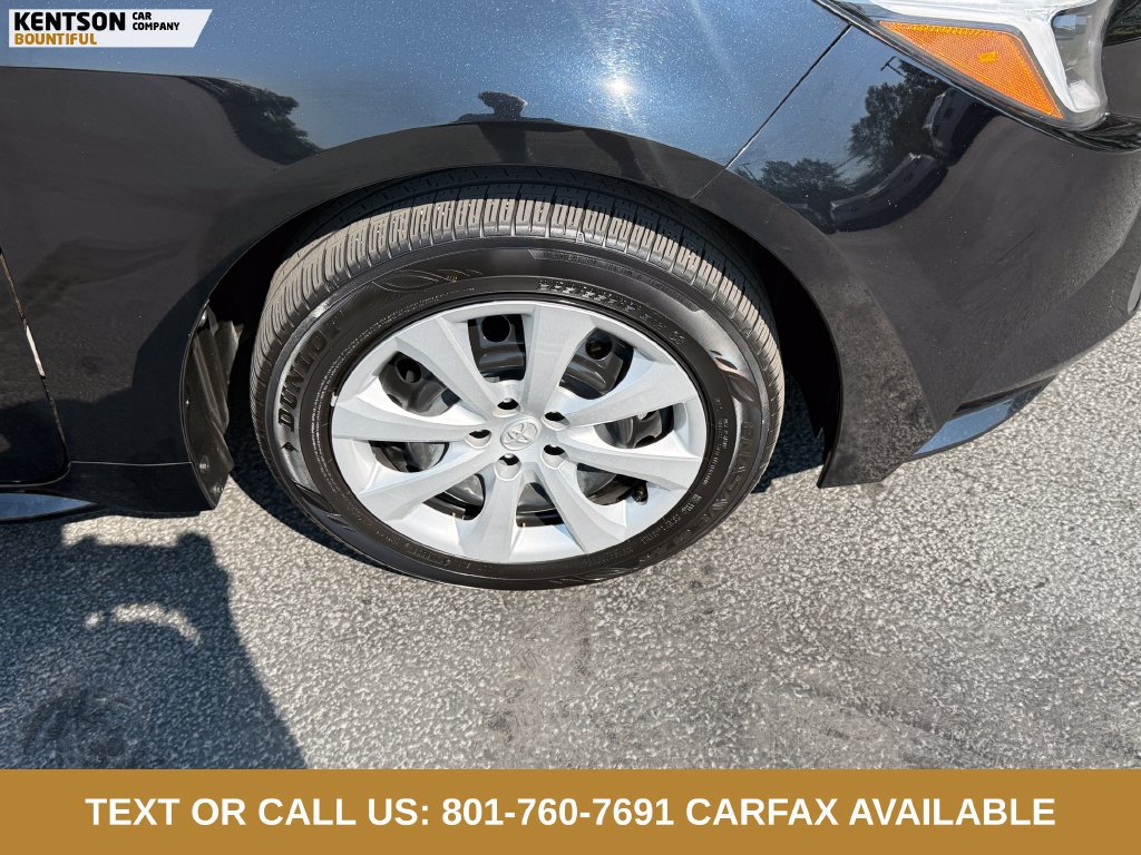 Used 2025 Toyota Corolla LE AWD/4WD image 13