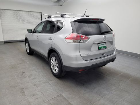 Used 2015 Nissan Rogue SV image 5