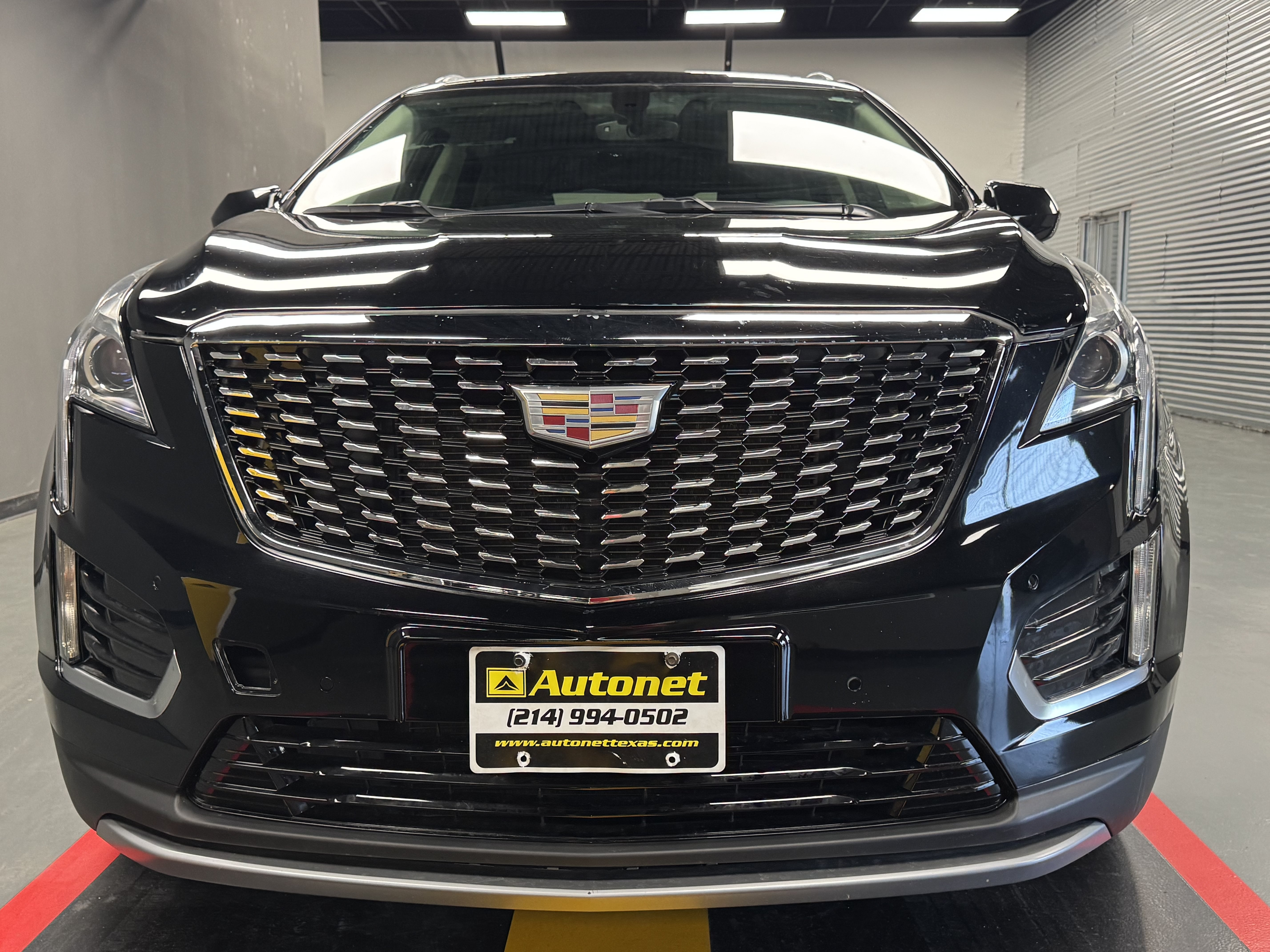 Used 2017 Cadillac XT5 Luxury FWD image 8