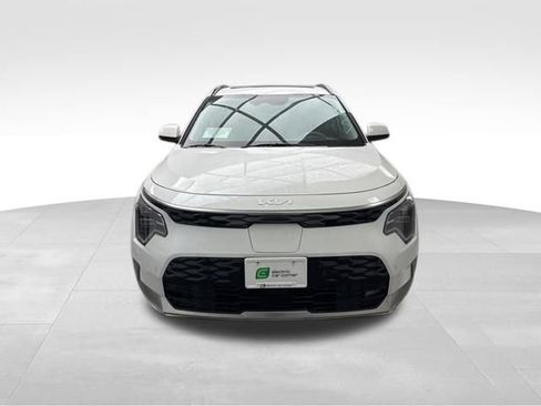 Used 2023 Kia Niro Wave w/ Wave Preserve Package image 2
