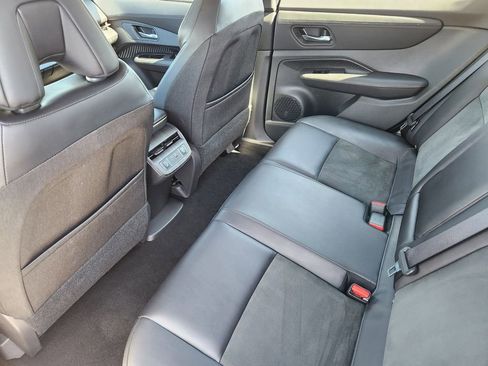 Certified 2024 Nissan Ariya AWD image 26