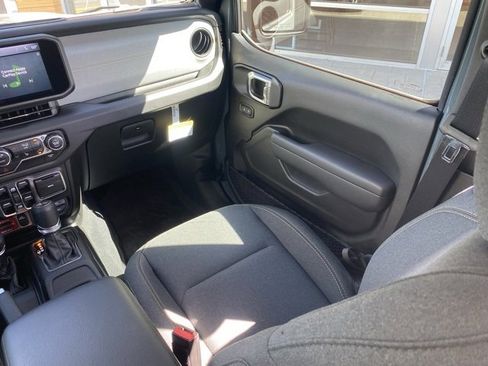 New 2025 Jeep Wrangler Willys image 34