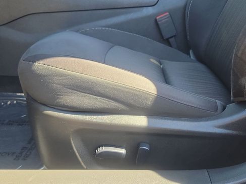 Used 2024 Nissan Altima 2.5 SV FWD image 27