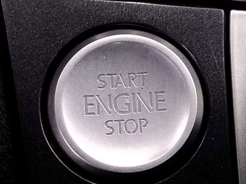 Used 2018 Volkswagen Golf Alltrack SEL image 31