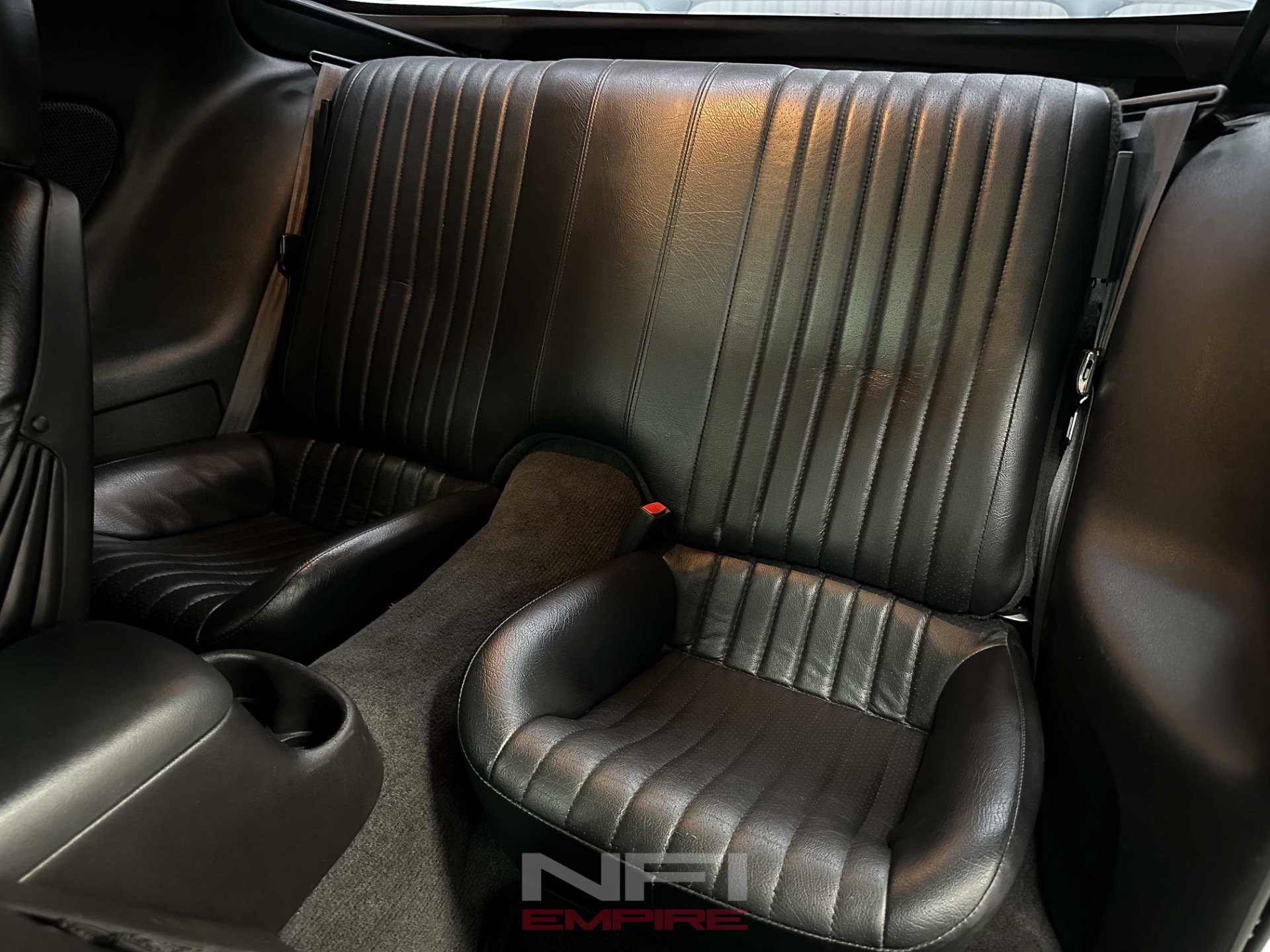 Used 2002 Pontiac Firebird Formula RWD image 31