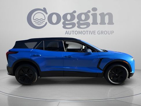 New 2025 Chevrolet Blazer EV LT w/ Midnight/Sport Edition AWD/4WD image 5