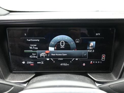 Used 2025 GMC Terrain Elevation AWD/4WD image 16