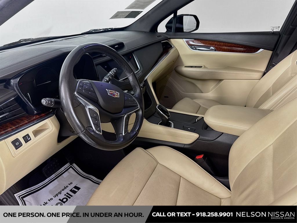 Used 2019 Cadillac XT5 Luxury FWD image 9
