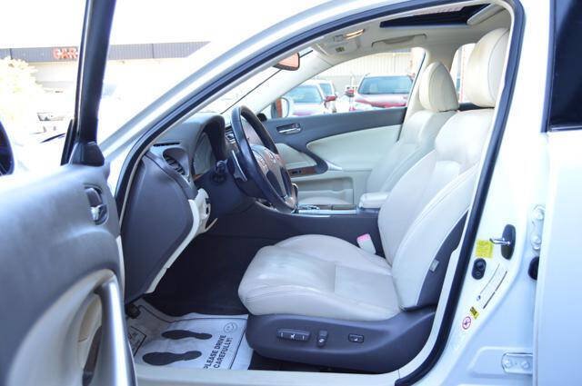 Used 2011 Lexus IS 250 AWD w/ Premium Pkg Value Edition image 12