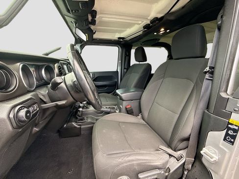 Used 2020 Jeep Wrangler Sport AWD/4WD image 23