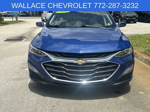 Used 2023 Chevrolet Malibu LT FWD image 3