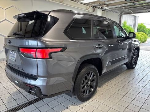 Used 2026 Toyota Sequoia Platinum AWD/4WD image 2