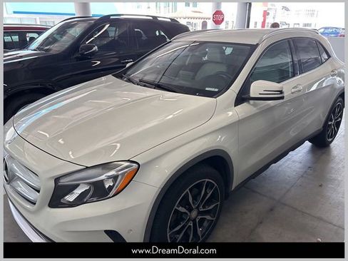 Used 2017 Mercedes-Benz GLA 250 image 1