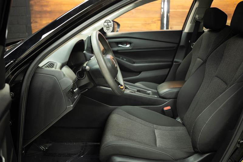 Used 2024 Honda Accord EX image 8