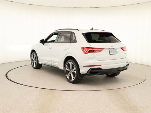 Certified 2022 Audi Q3 2.0T Premium Plus image 4