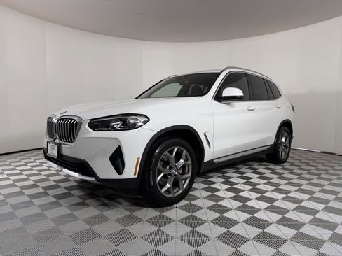 Used 2023 BMW X3 xDrive30i w/ Premium Package image 3