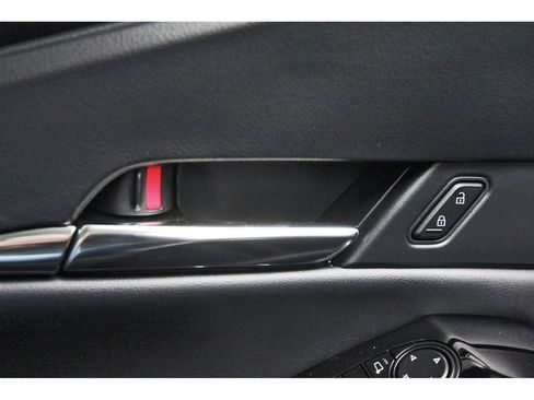 Used 2025 MAZDA CX-30 AWD 2.5 S w/ Preferred Package image 22