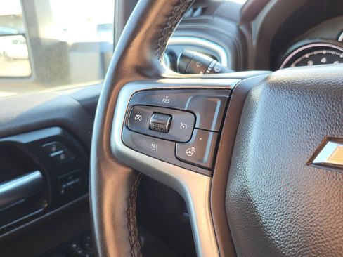 Used 2023 Chevrolet Silverado 2500 LTZ w/ LTZ Convenience Package image 21