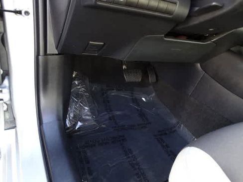 Used 2025 Toyota Corolla LE image 16