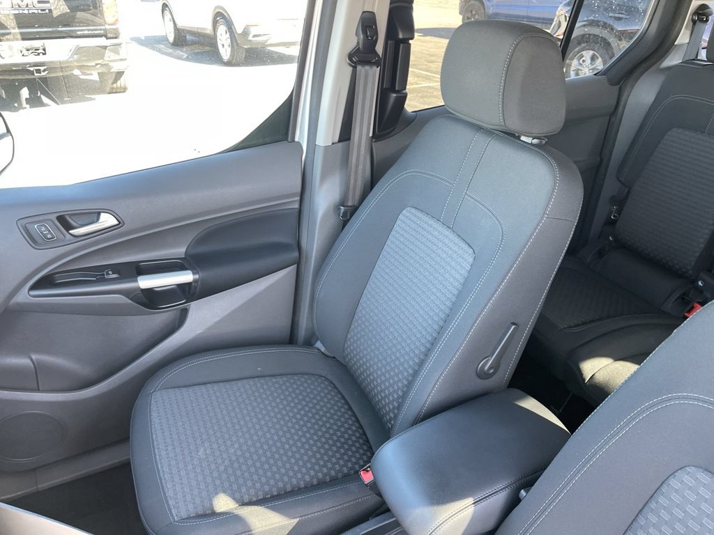 Used 2022 Ford Transit Connect XLT FWD image 11