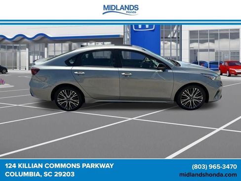 Used 2024 Kia Forte GT-Line w/ GT-Line Premium Package FWD image 16