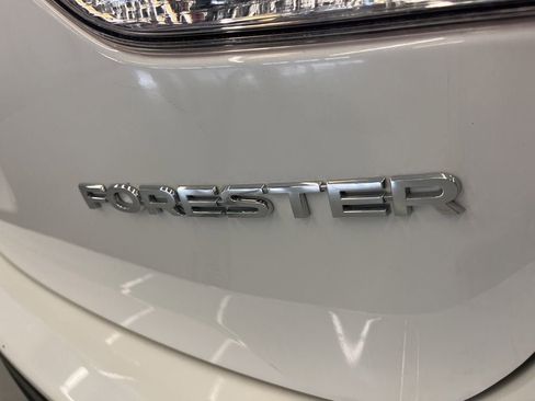 Certified 2024 Subaru Forester Limited image 39