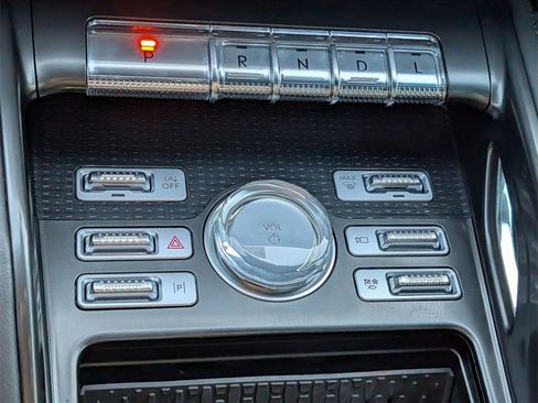 Used 2024 Lincoln Nautilus Premier w/ Equipment Group 102A image 23