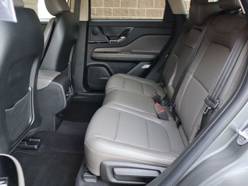 Used 2023 Lincoln Corsair AWD w/ Equipment Group 101A image 40