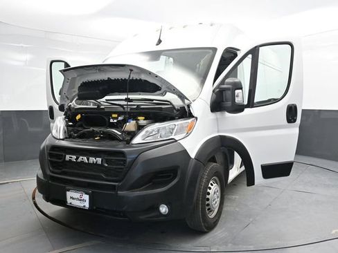 Used 2024 RAM ProMaster 2500 w/ Convenience Group FWD image 27