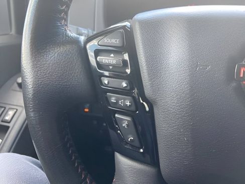 Used 2023 Nissan Frontier PRO-4X w/ Pro Convenience Package AWD/4WD image 19