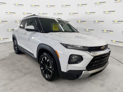 Used 2023 Chevrolet TrailBlazer LT FWD image 7