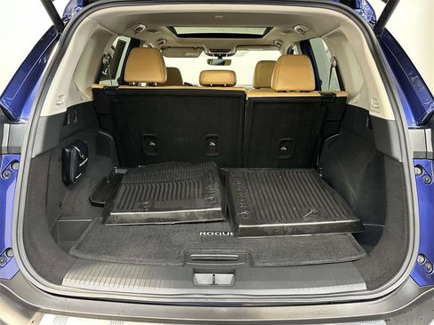 Used 2023 Nissan Rogue Platinum w/ Platinum Premium Package image 14