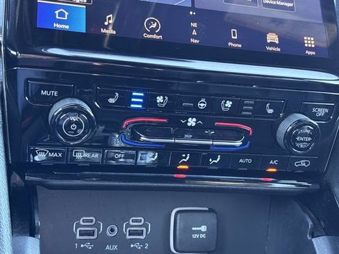 Used 2024 Jeep Grand Cherokee Overland image 38