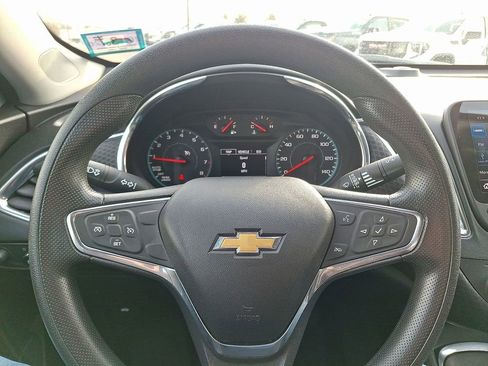 Used 2019 Chevrolet Malibu LT image 19