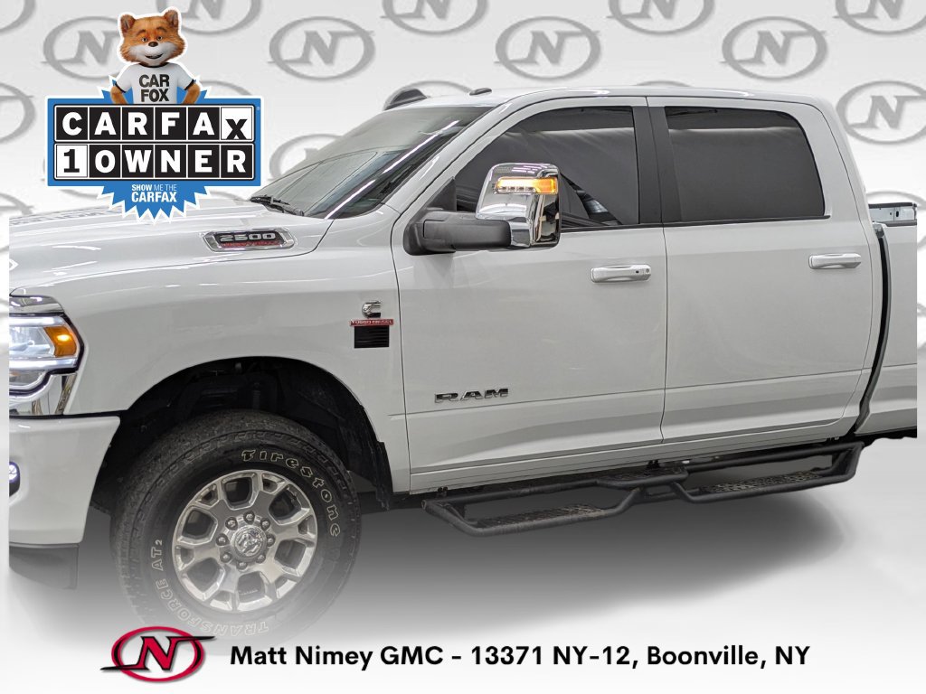 Used 2024 RAM 2500 Laramie AWD/4WD image 2