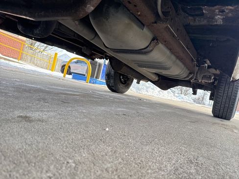 Used 2006 Ford E-250 and Econoline 250 Commercial image 17