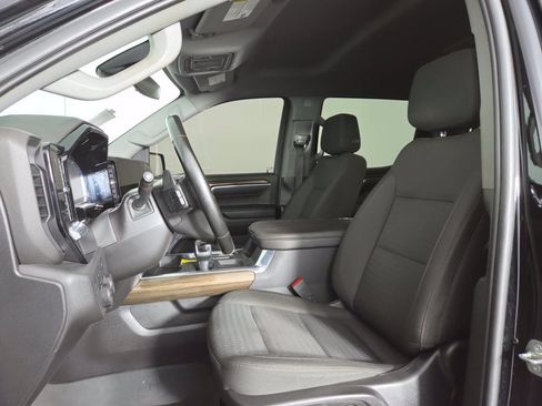 Used 2023 Chevrolet Silverado 1500 RST AWD/4WD image 20