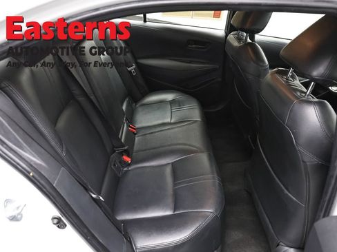 Used 2022 Toyota Corolla LE w/ LE Convenience Package FWD image 22