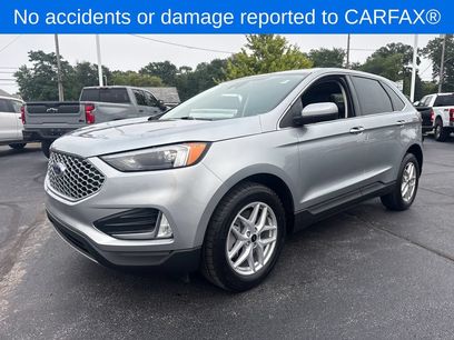 Used 2024 Ford Edge SEL w/ Convenience Package