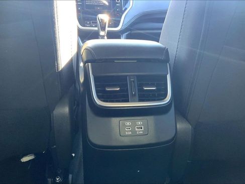 Certified 2023 Subaru Outback Premium image 39