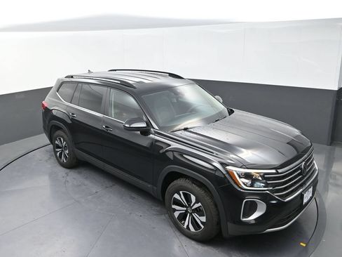 Used 2026 Volkswagen Atlas SE AWD/4WD image 14