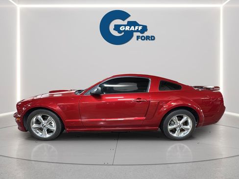 Used 2008 Ford Mustang GT Premium image 2