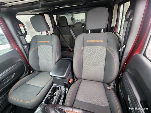 Used 2022 Jeep Gladiator Mojave w/ Cold Weather Group image 26