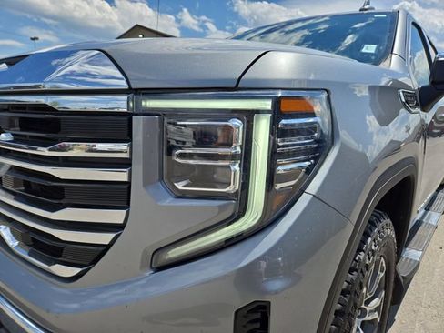 Used 2023 GMC Sierra 1500 SLT w/ SLT Convenience Package AWD/4WD image 6